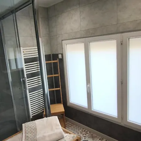 Darom, 7 Rue Parmentier A Les Bains Ferienhaus *